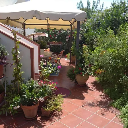 Ibiscus Casa Marina Дом отдыха